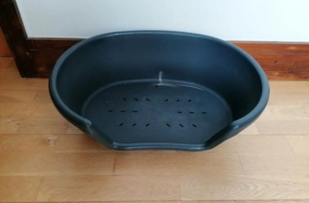 Small Dog's Bed - Image 1