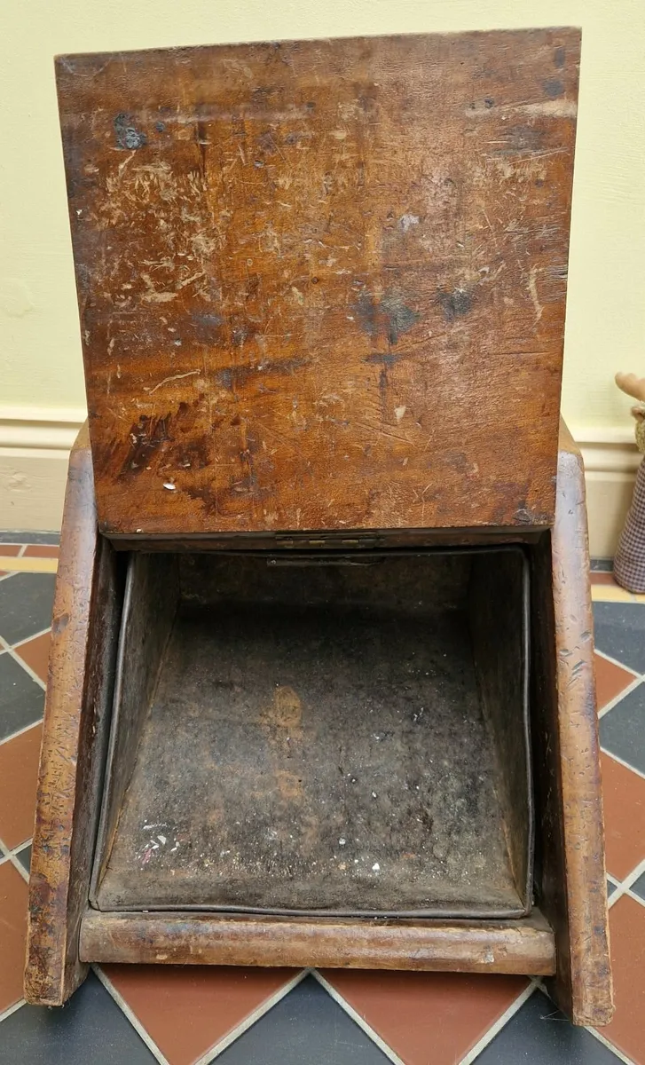 Antique Coalbox - Scuttle - Image 2