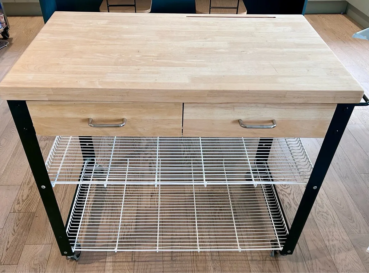 Kitchen island butchers block with drawers - Image 3