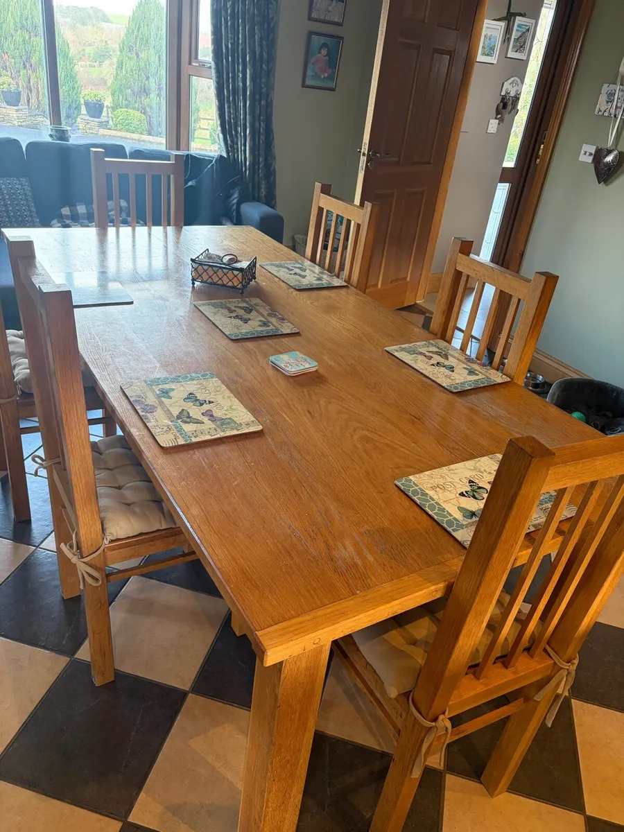 Dining chairs - Image 1