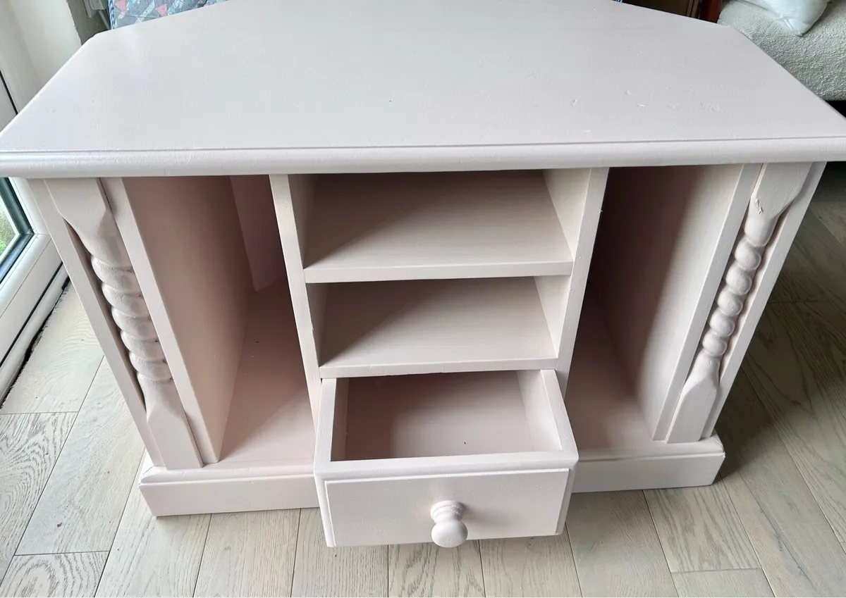 Tv unit - Image 1