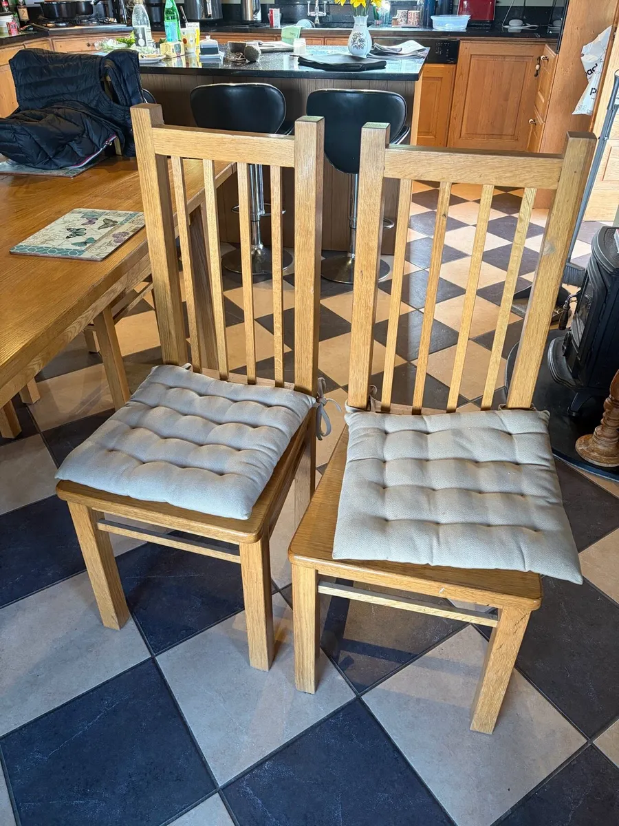 Dining chairs - Image 2