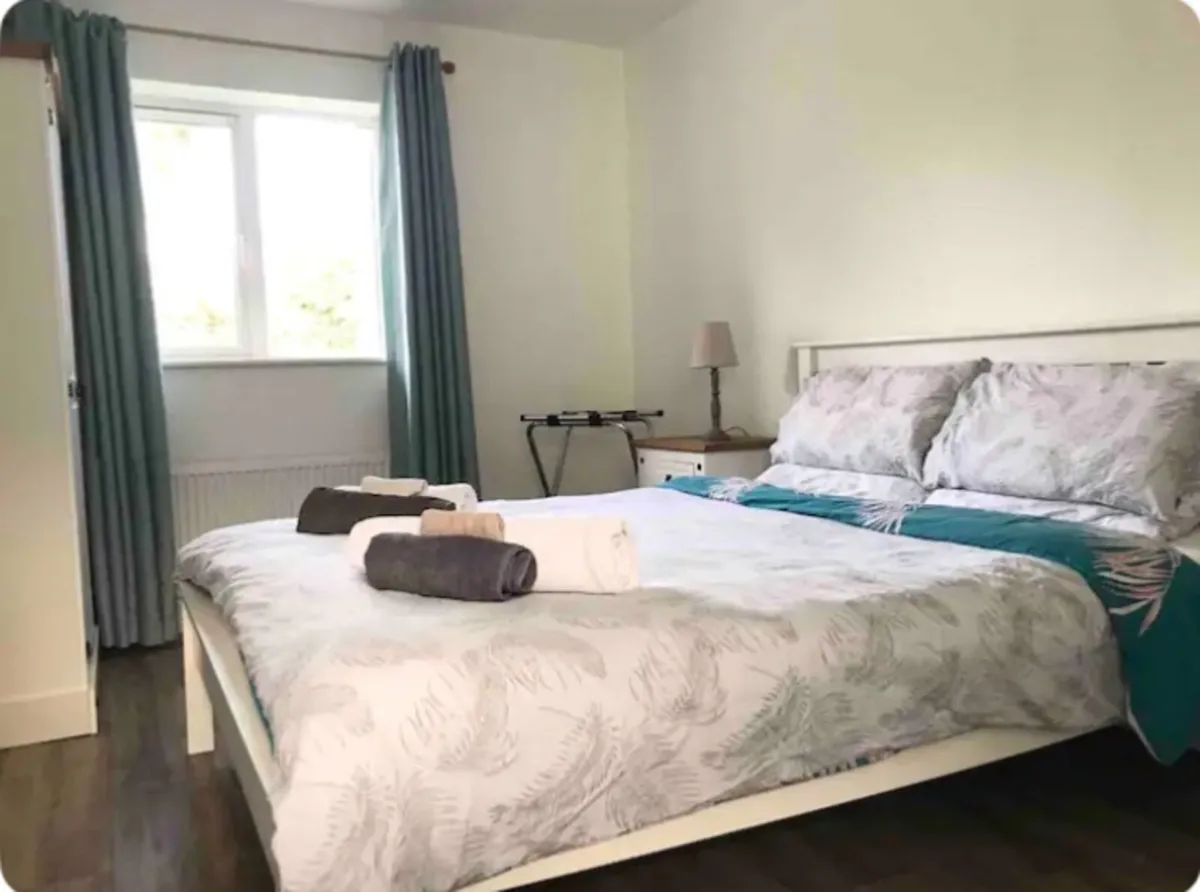 2 bedroom Holiday home in West Clare - Image 2