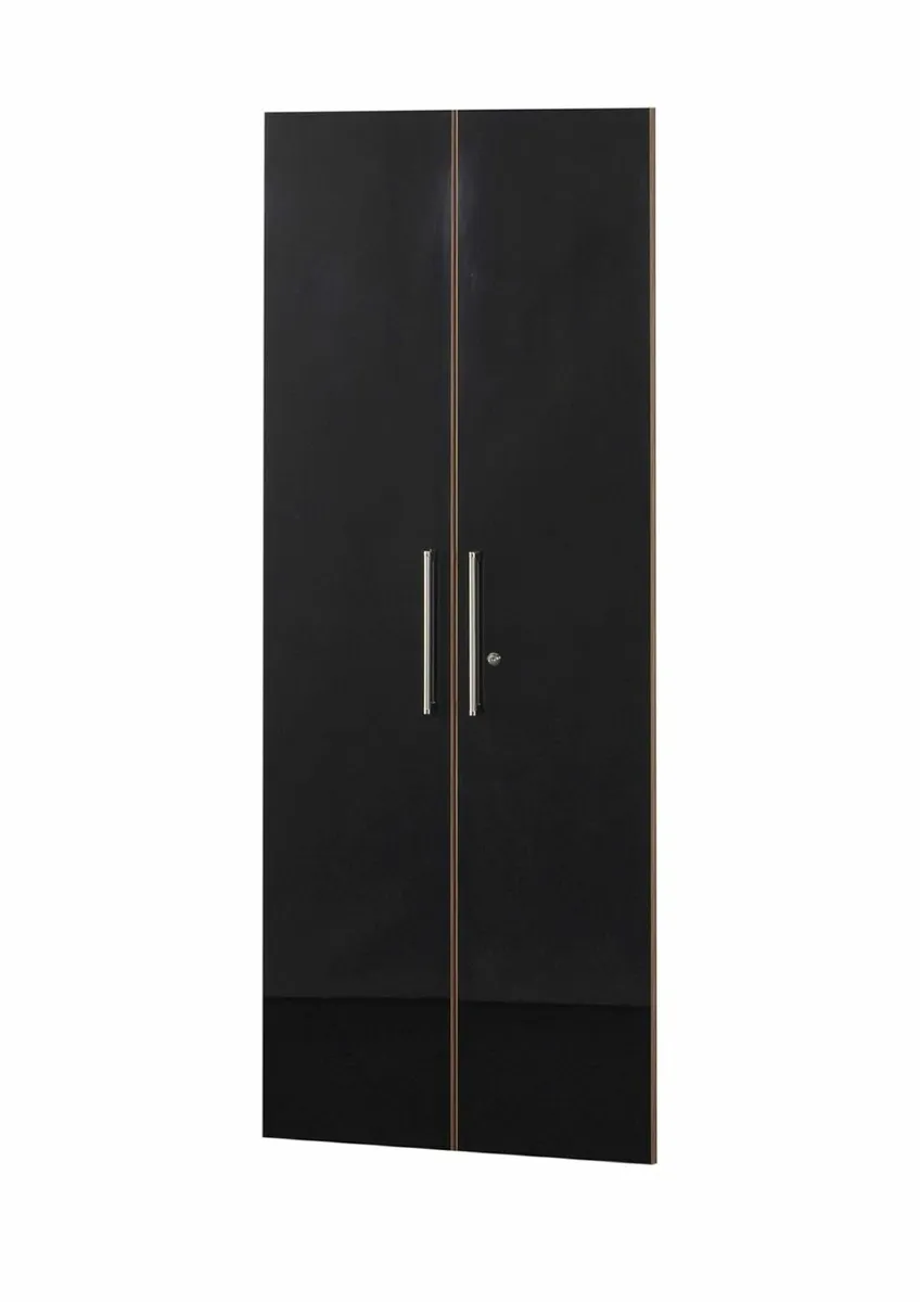 Lot 10 tall gloss black door sets - £100 - Image 1
