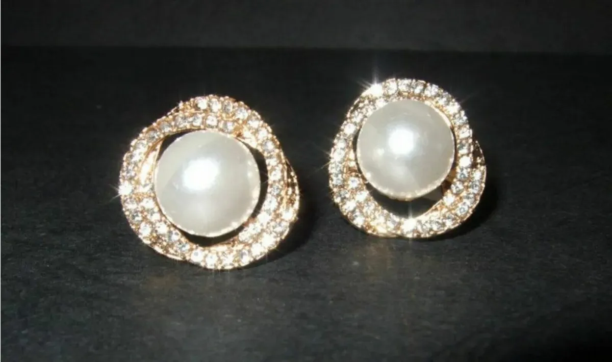 Harrods Ex-Display Clip-On Earrings - Image 3