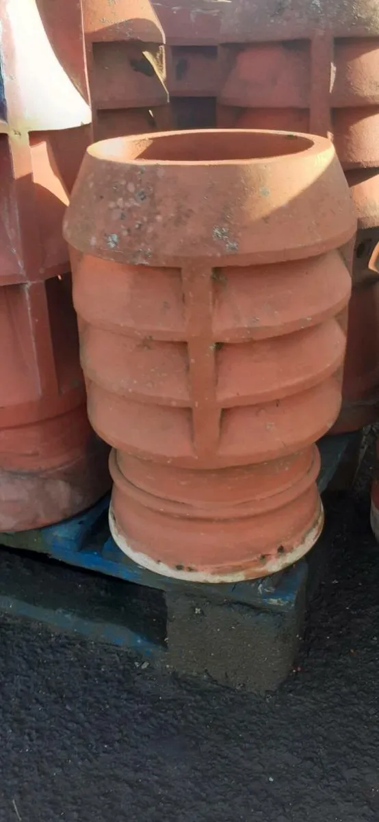 Bangor slates chimney pots floor ridge roof tiles - Image 4