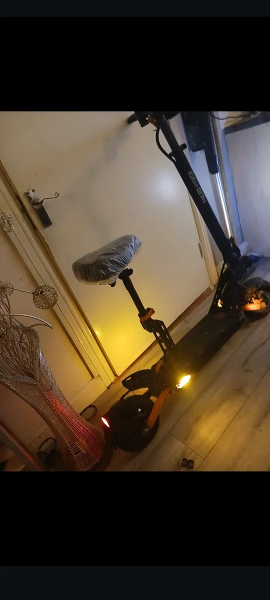 Electric scooter - Image 3