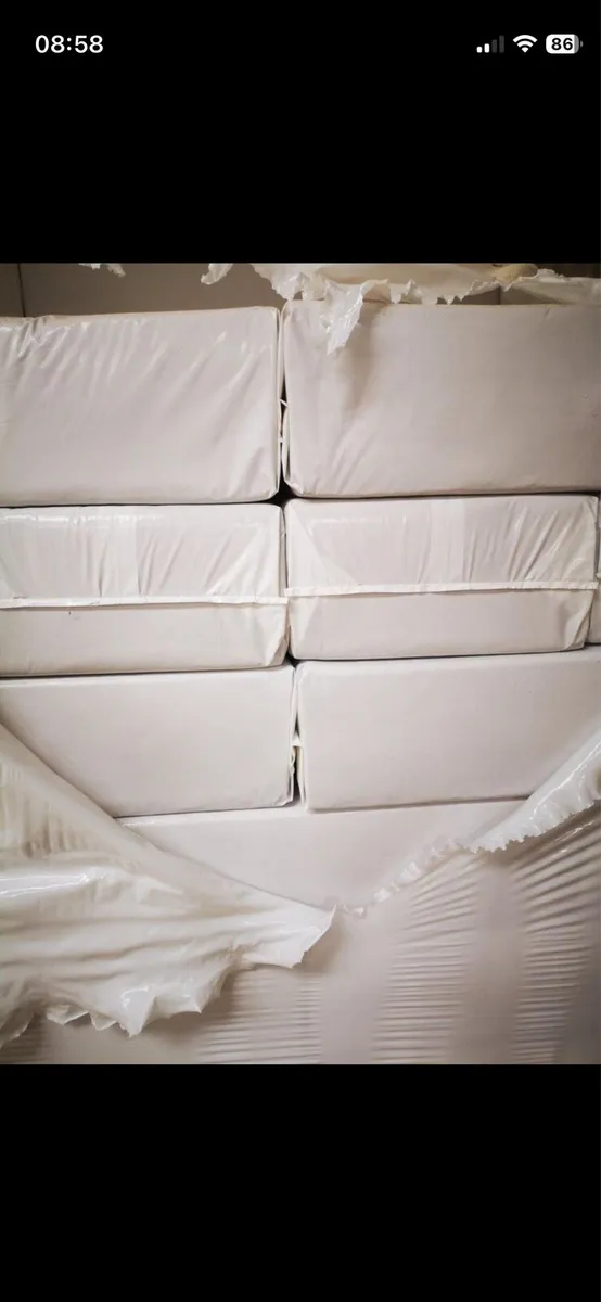 Wood shavings bedding - Image 1