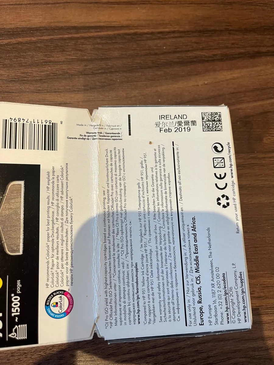 HP 951XL Original Ink Cartridge High Yield Yellow - Image 2