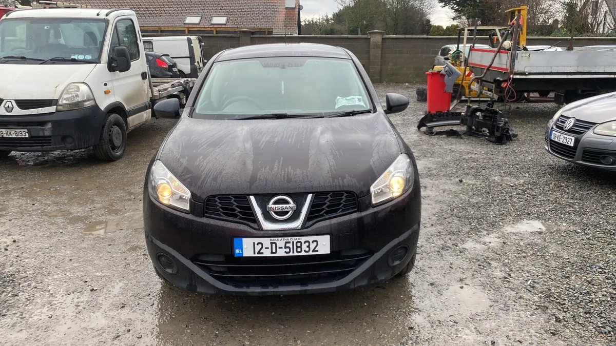 2012 Petrol Qashqai+2 - Image 2