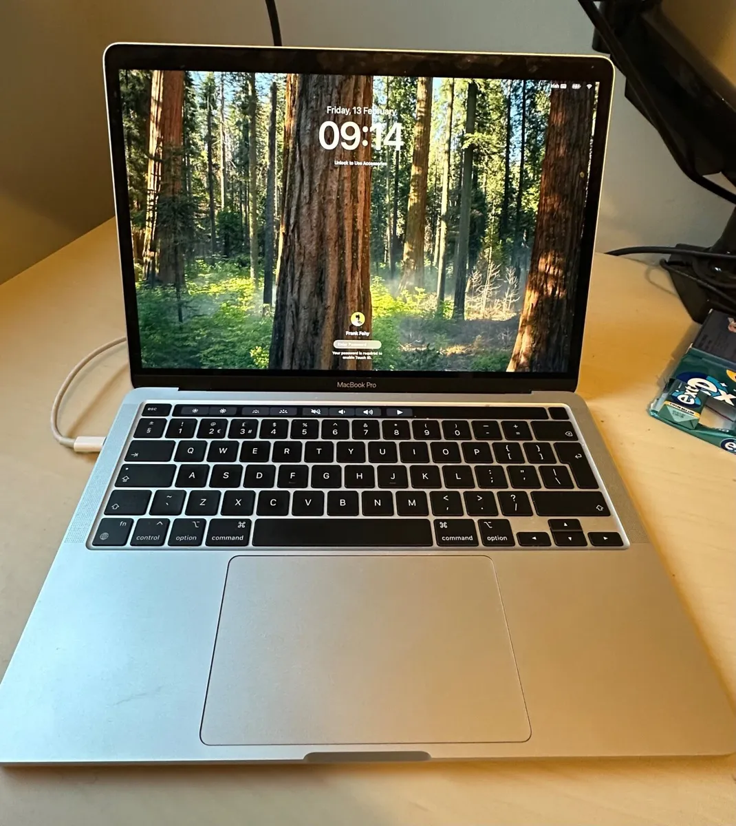 Apple MacBook Pro - Image 3