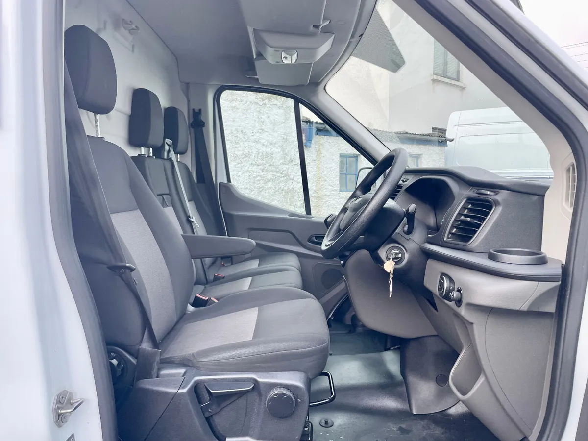 Ford Transit L3H2 350 Leader 2.0TDCI FWD LWB,2022 - Image 4