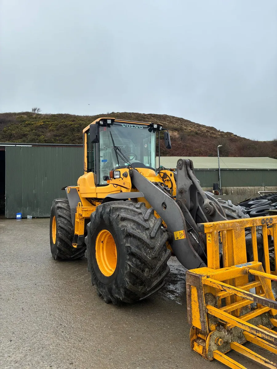 Volvo Loader - Image 2