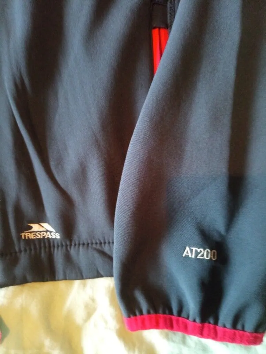 Trespass Rain Coat Boys age 11-12 - Image 2