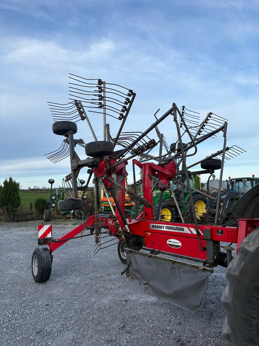 Massey Ferguson Rake - Image 4