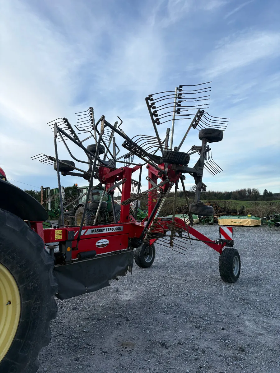 Massey Ferguson Rake - Image 1