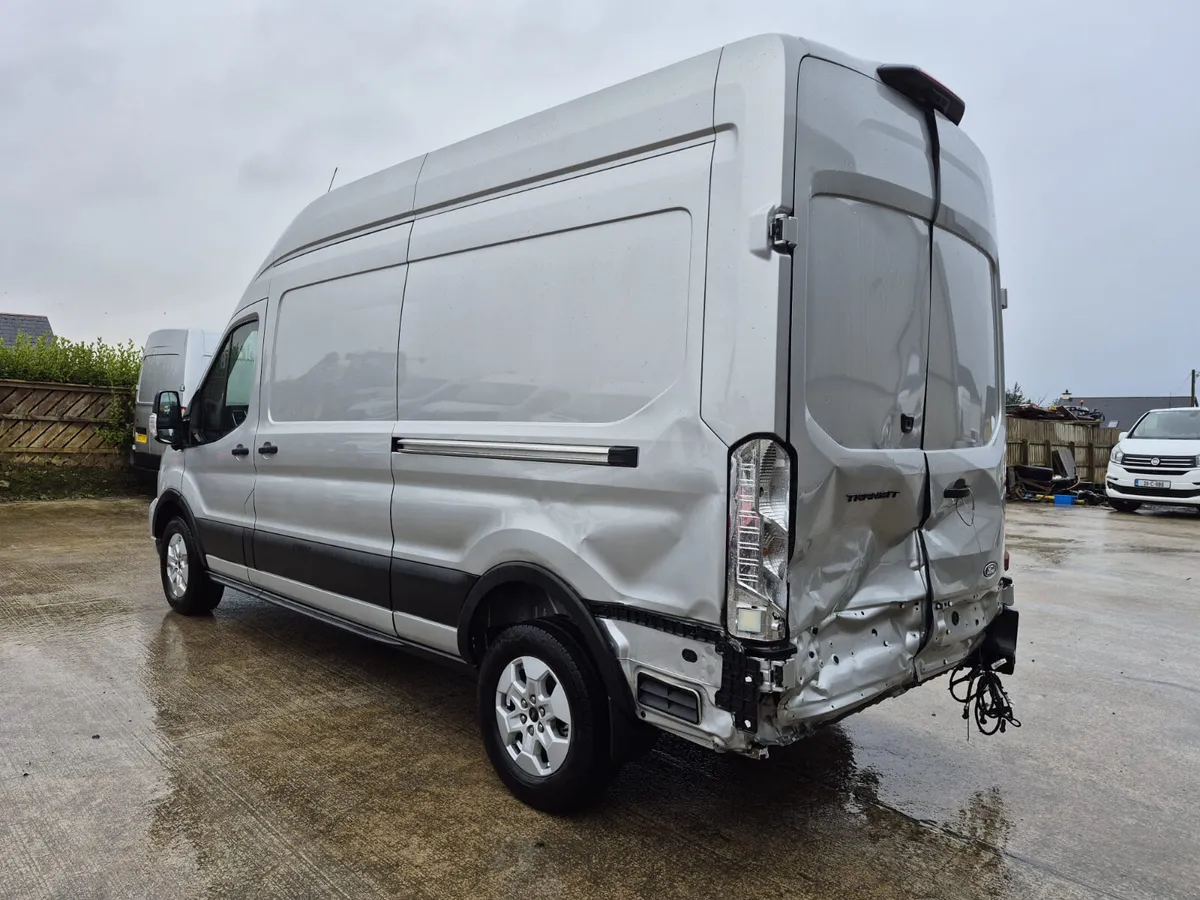 2025 TRANSIT 350 LIMITED 2.0 TDCI 165 BHP - Image 4