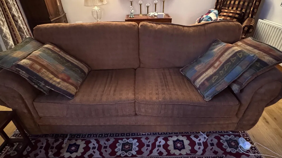 Couch - Image 1