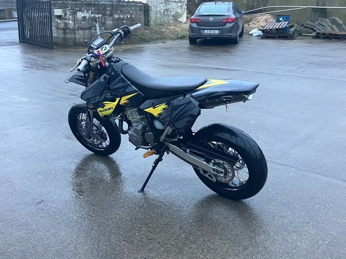 Suzuki DRZ 400 Supermoto 2005 - Image 4