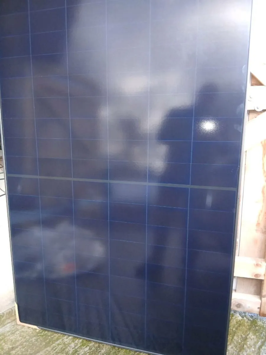 Aiko 445w all black solar panels - Image 1