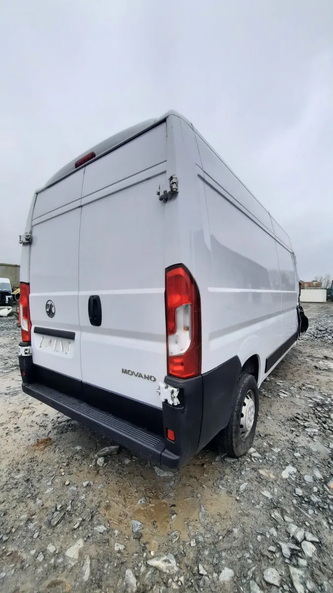 2023 Vauxhall Movano For Dismantling - Image 3