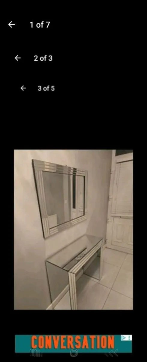 Console table - Image 1