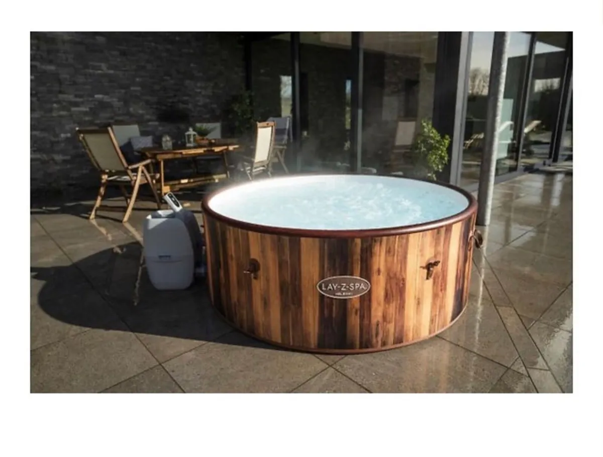 Lay-Z-Spa Helsinki AirJet™ Hot Tub with WiFi - Image 2
