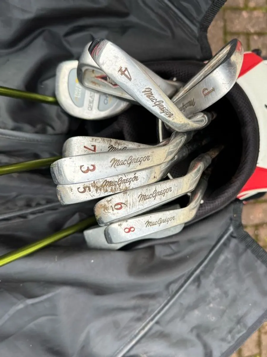 Golf Clubs Bag and trolley - Image 4