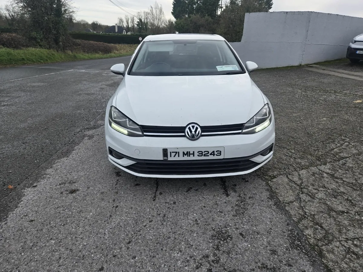 Volkswagen Golf 2017 - Image 1