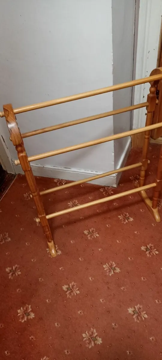 Pine Towel Rail - Image 4