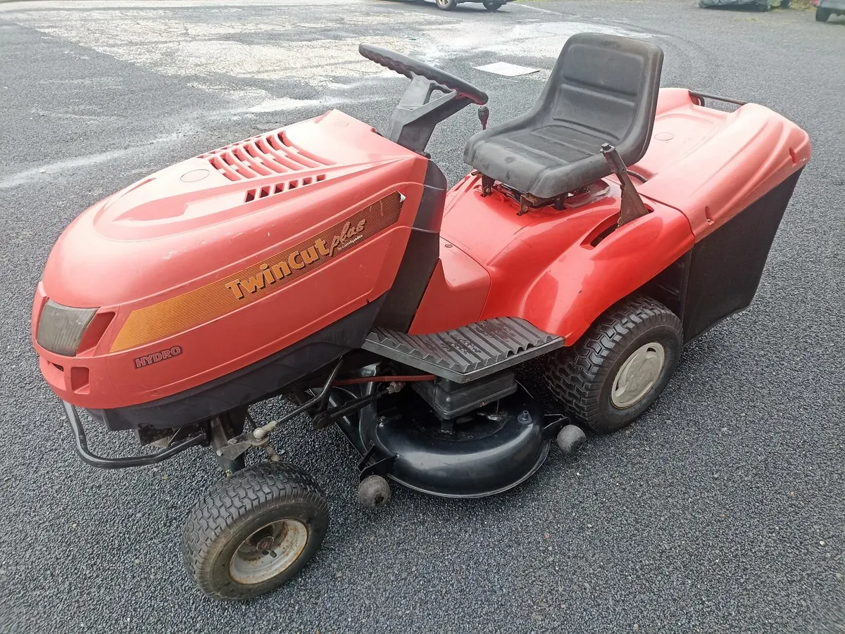 CASTELGARDEN RIDE ON MOWER FOR SALE - Image 1