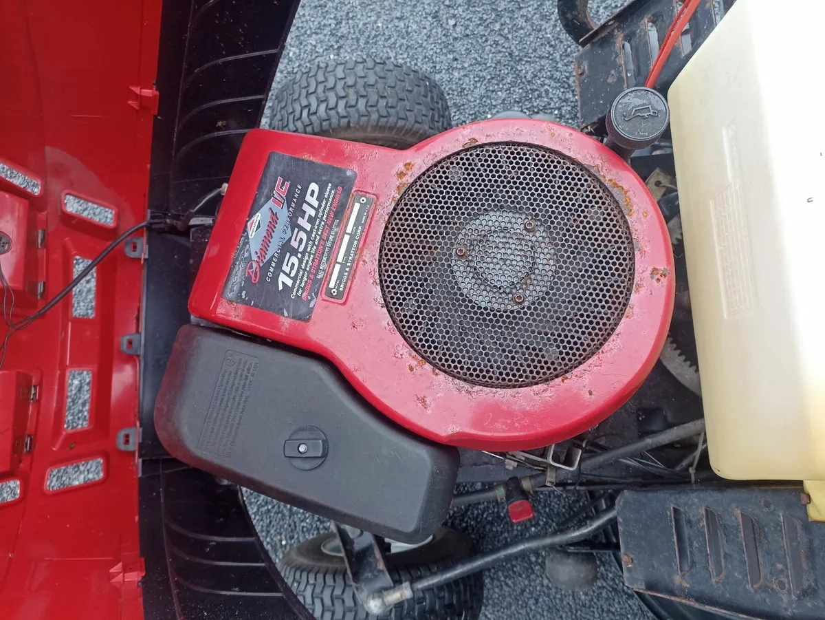 CASTELGARDEN RIDE ON MOWER FOR SALE - Image 3