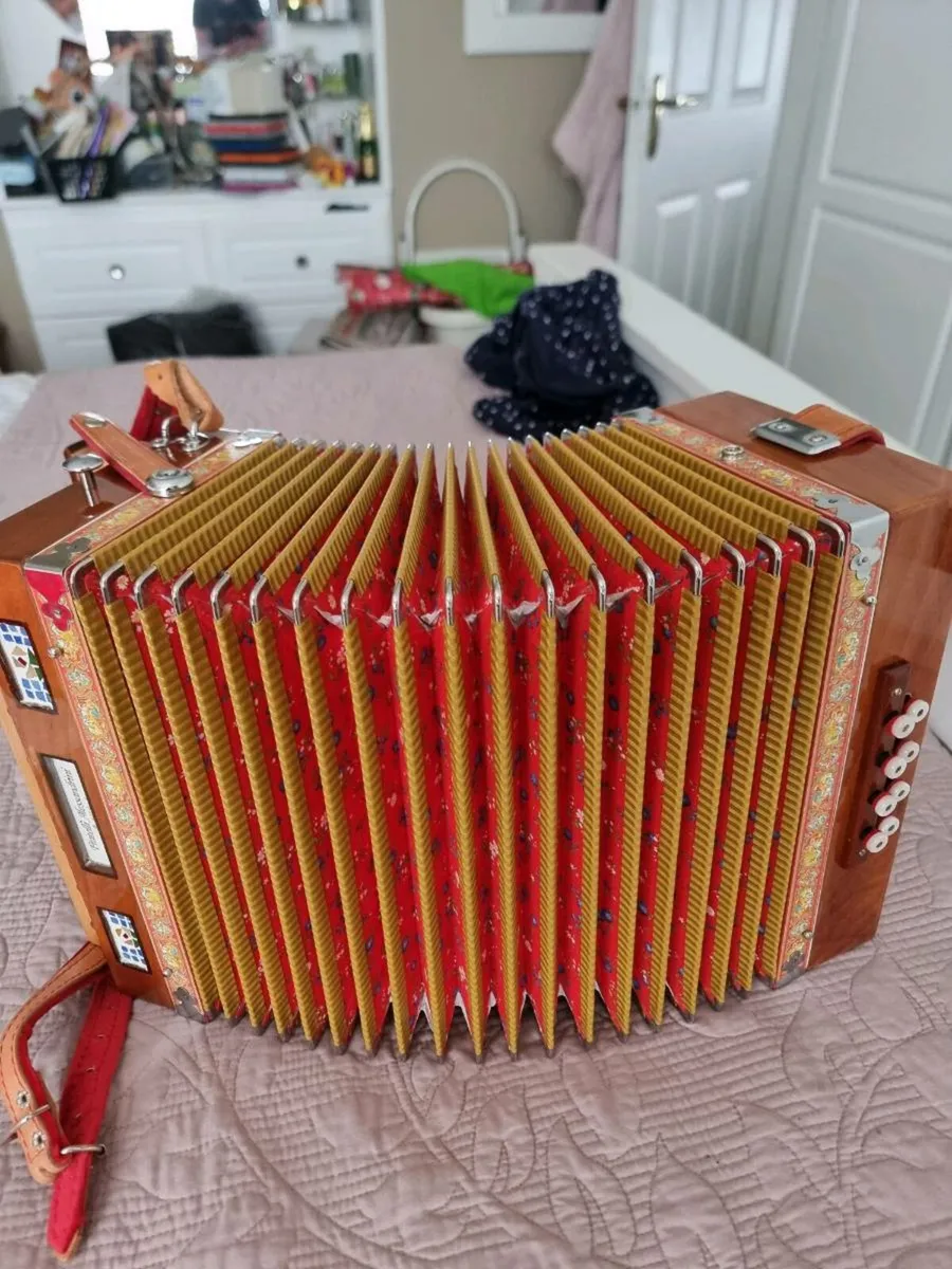 Button Accordion, - Image 3
