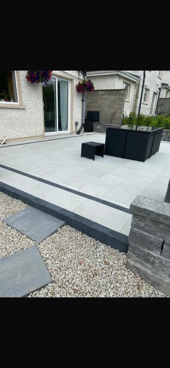 Newgrange Silver Granite Job lot 400x400x40(6.8m2) - Image 3