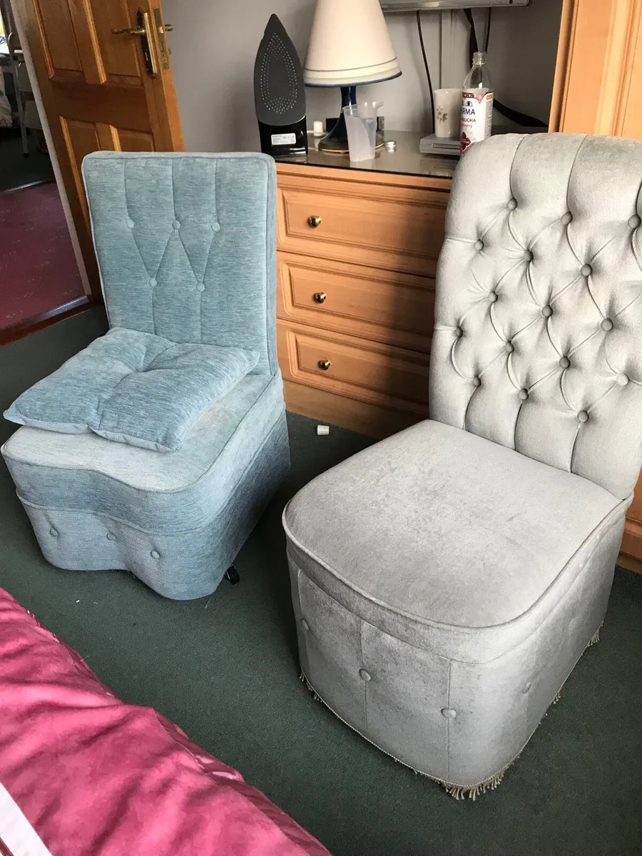 Bedroom chairs - Image 1