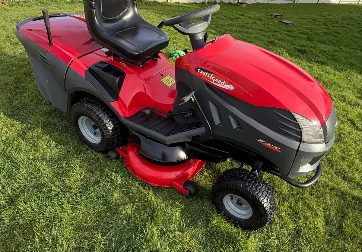 Castlegarden lawnmower - Image 3