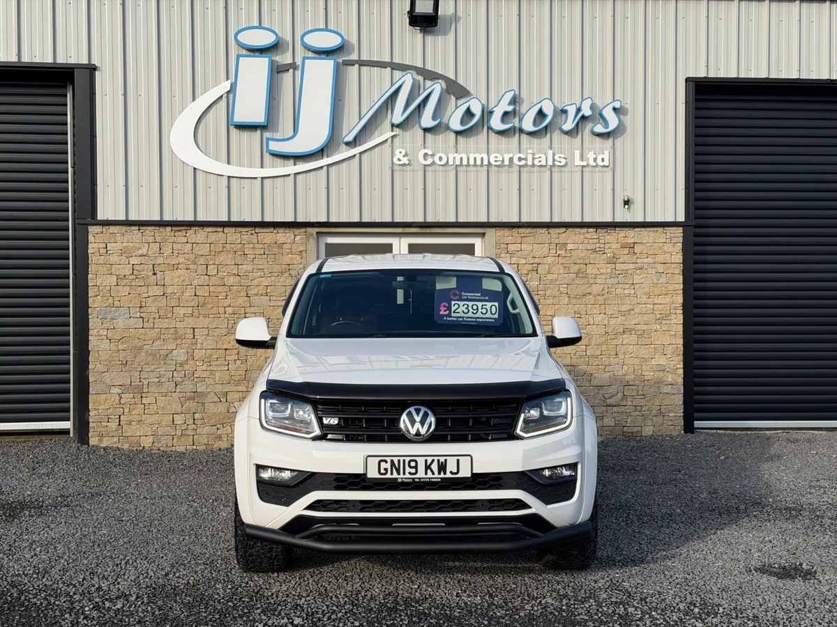 19 VOLKSWAGEN AMAROK A33 3.0 V6 BLACK EDITION - Image 2