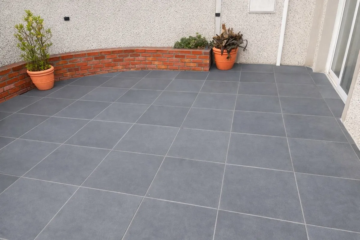 Ardesia Nero Porcellain tiles - Image 1