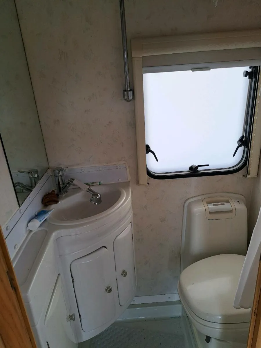 Spotless camper price drop - Image 4