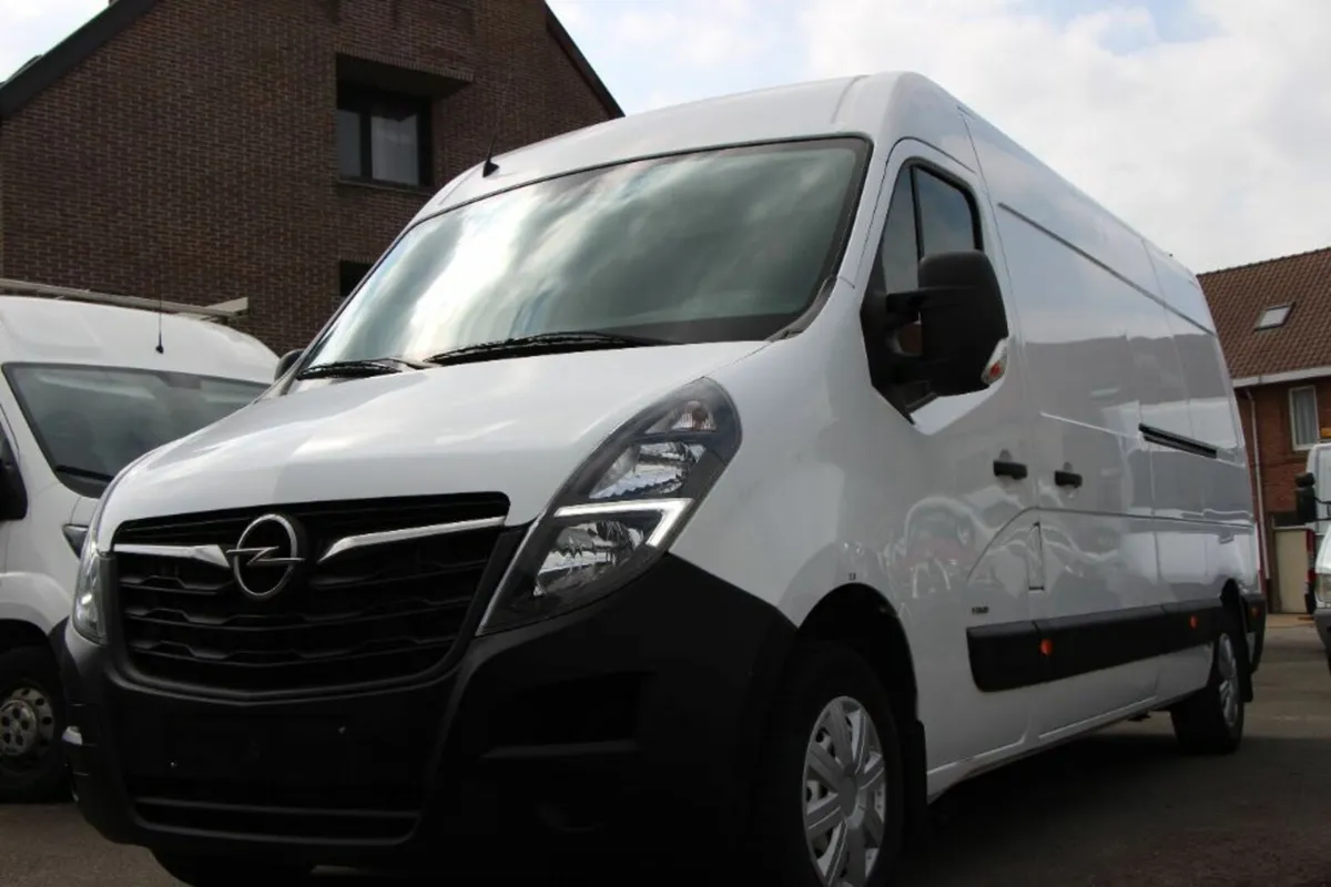 Opel Movano 2022