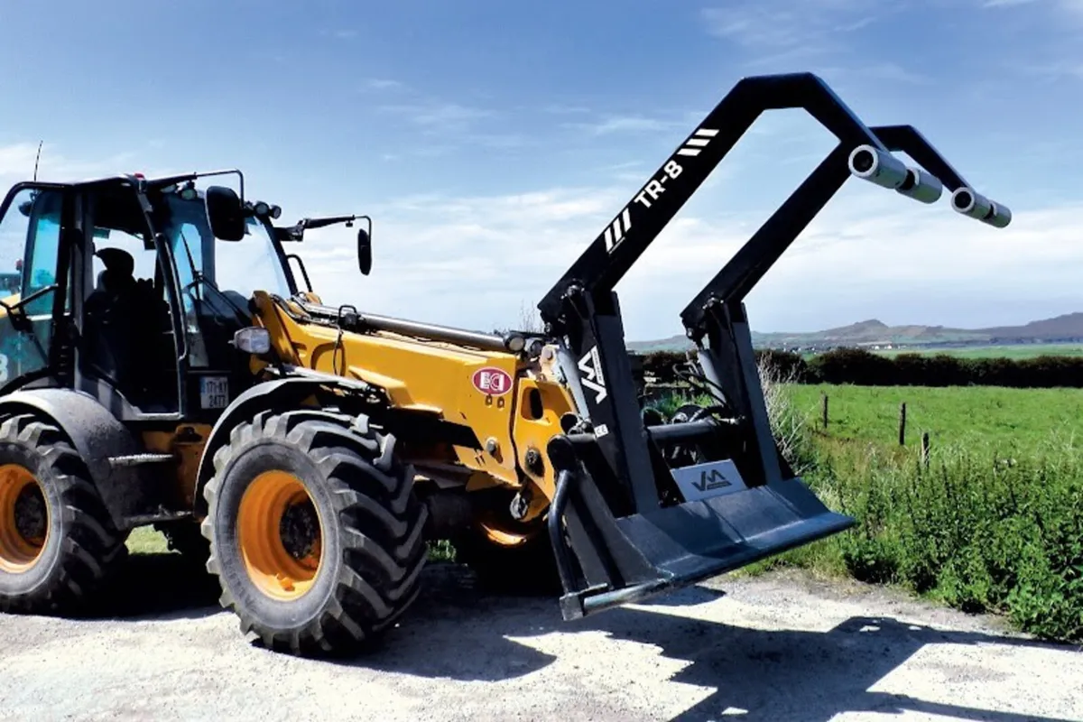 New JM Agri Design TR8 Double Bale Handler - Image 1