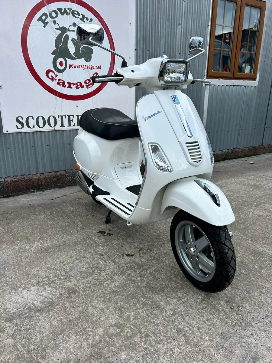 2010 Vespa S50 with 245 km - Image 1