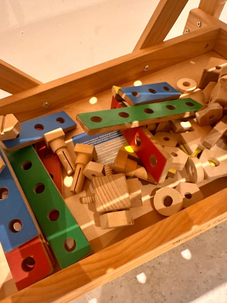 Melissa & Doug Toy wooden workbench - Image 4