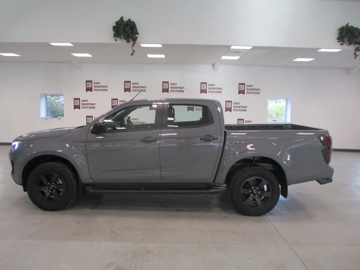ISUZU D-MAX LSE CREW CAB PICK UP 4X4 - Image 1