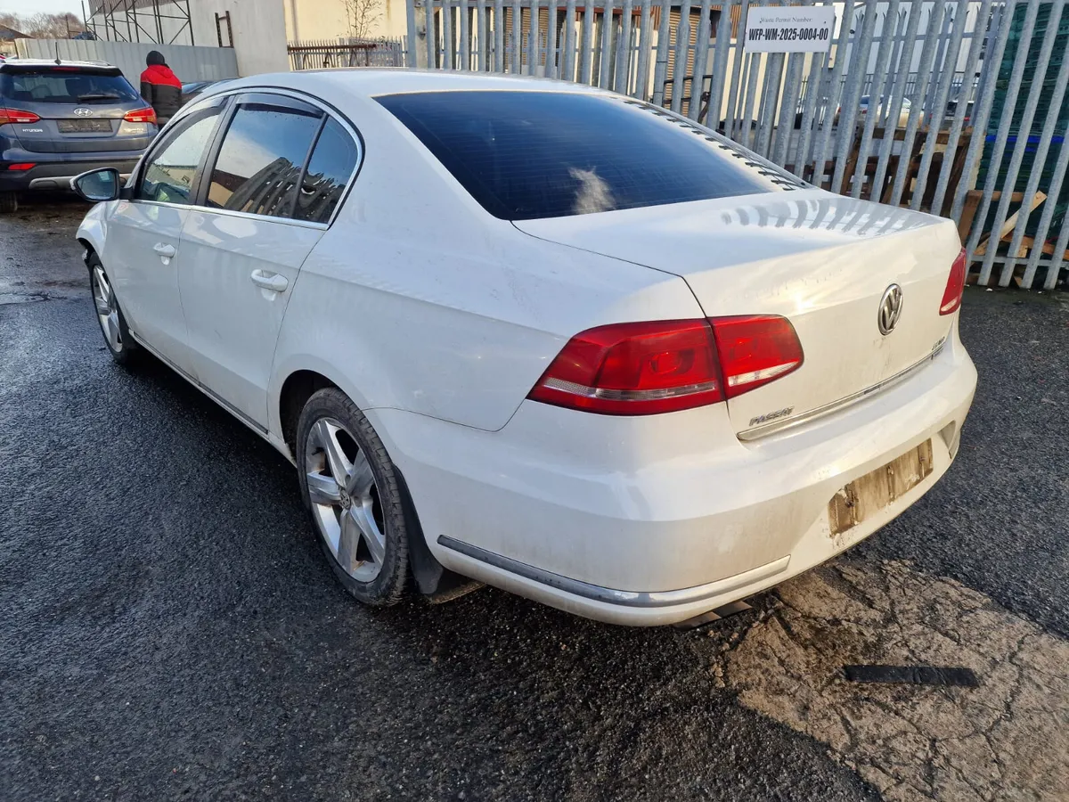 11 VW PASSAT  2.0 TDI (CFF) FOR BREAKING - Image 3