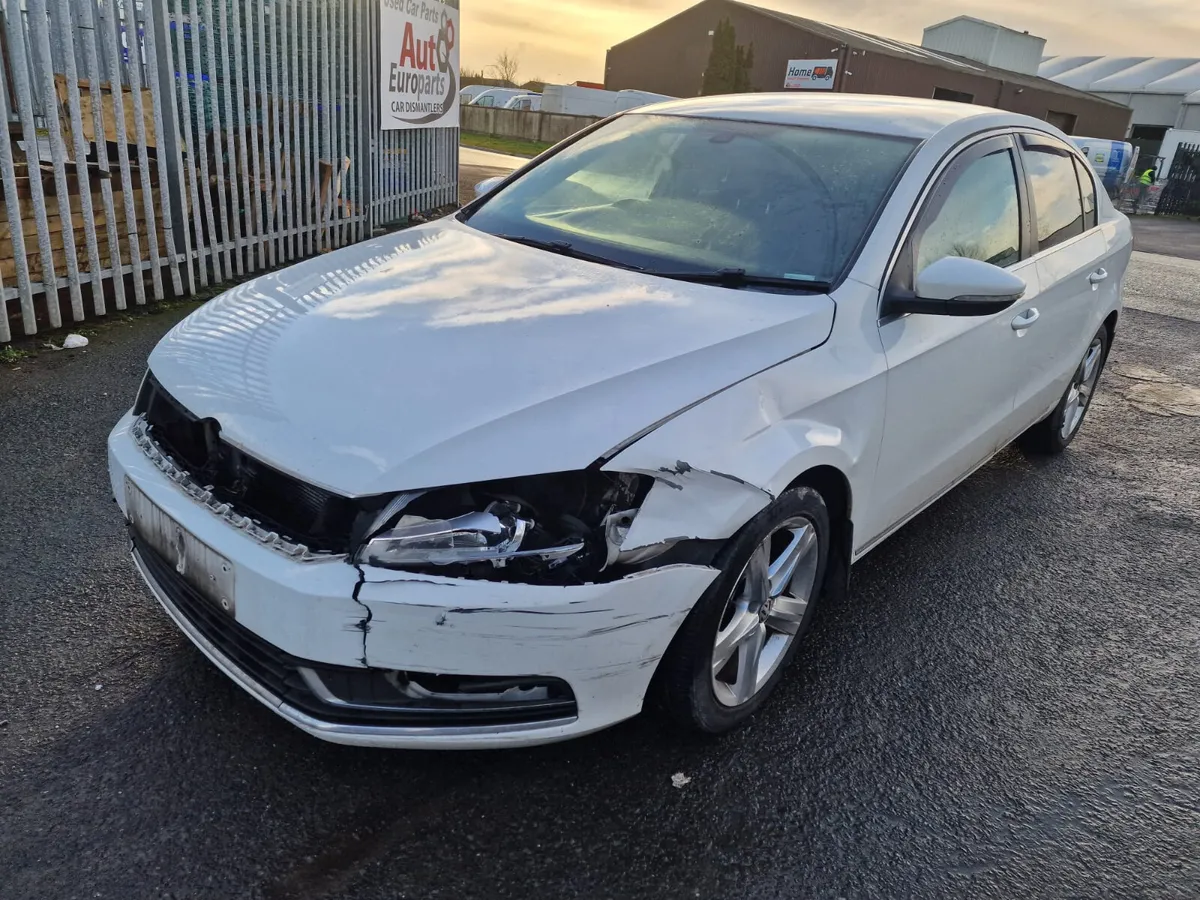 11 VW PASSAT  2.0 TDI (CFF) FOR BREAKING - Image 1