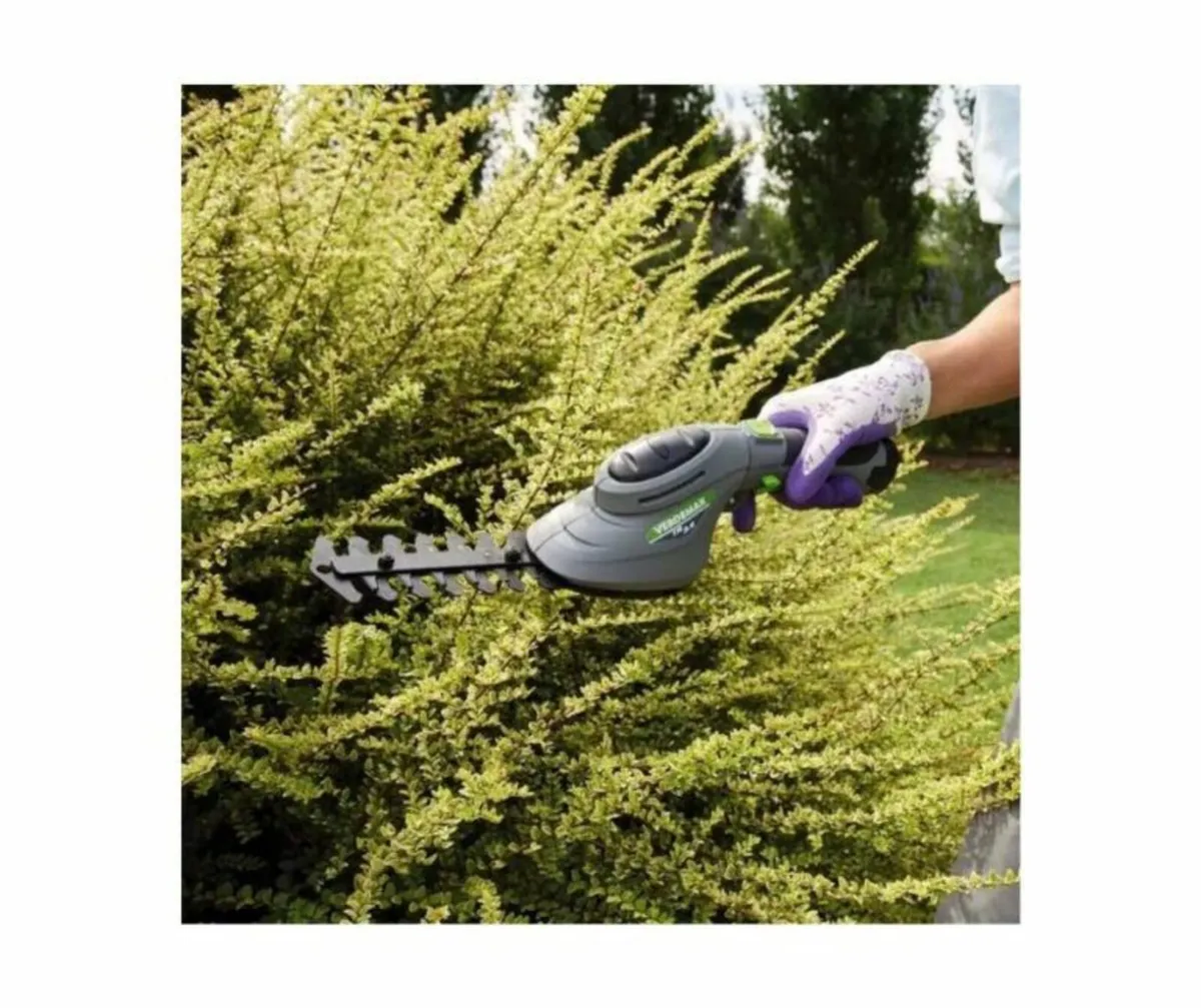 Battery Powered Tools Hedge/Edge Trimmer with Tel - Image 1