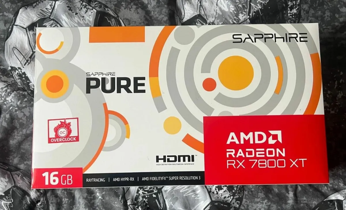 SAPPHIRE PURE AMD Radeon RX 7800 XT 16GB GDDR6 - Image 1