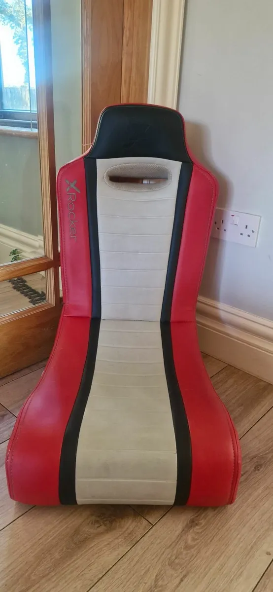 Gaming chair