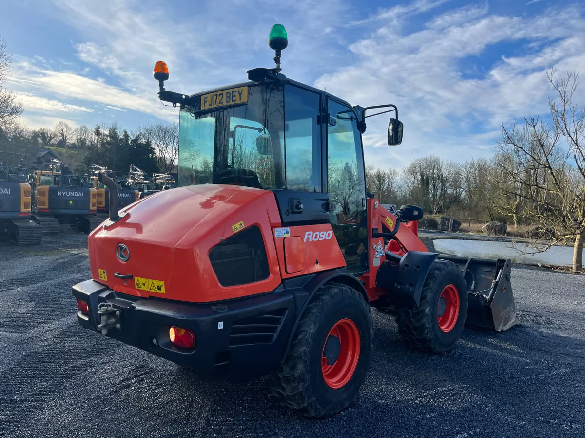 2022 Kubota RO90 Loader - Image 4